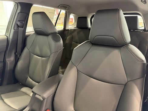 New 2026 Toyota Corolla Cross XLE FWD image 19