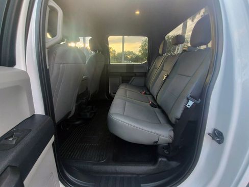 Used 2022 Ford F250 XL w/ Power Equipment Group image 11