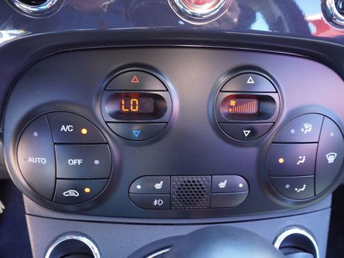 Used 2017 FIAT 500 Lounge image 18