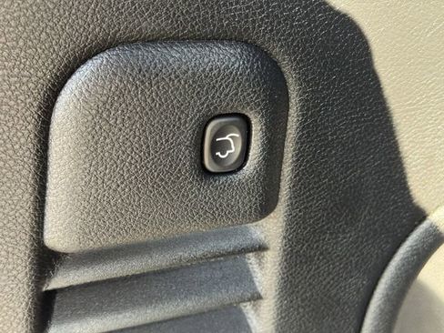 Used 2022 Jeep Grand Cherokee Laredo X image 26