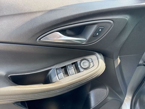 Used 2024 Buick Encore GX Sport Touring FWD image 59
