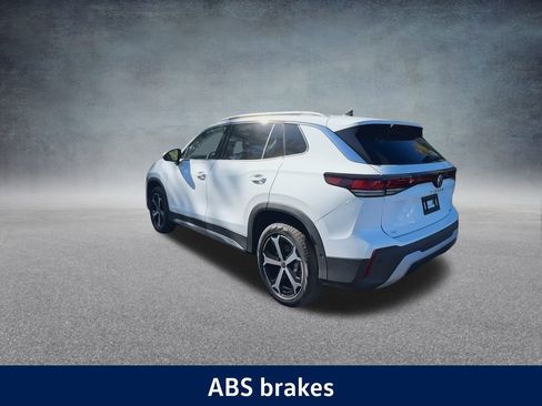 New 2025 Volkswagen Tiguan SE image 17