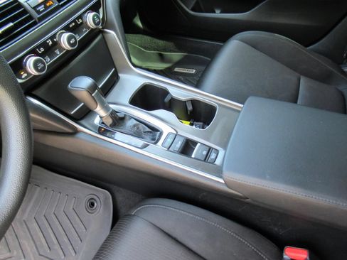Used 2021 Honda Accord LX image 16