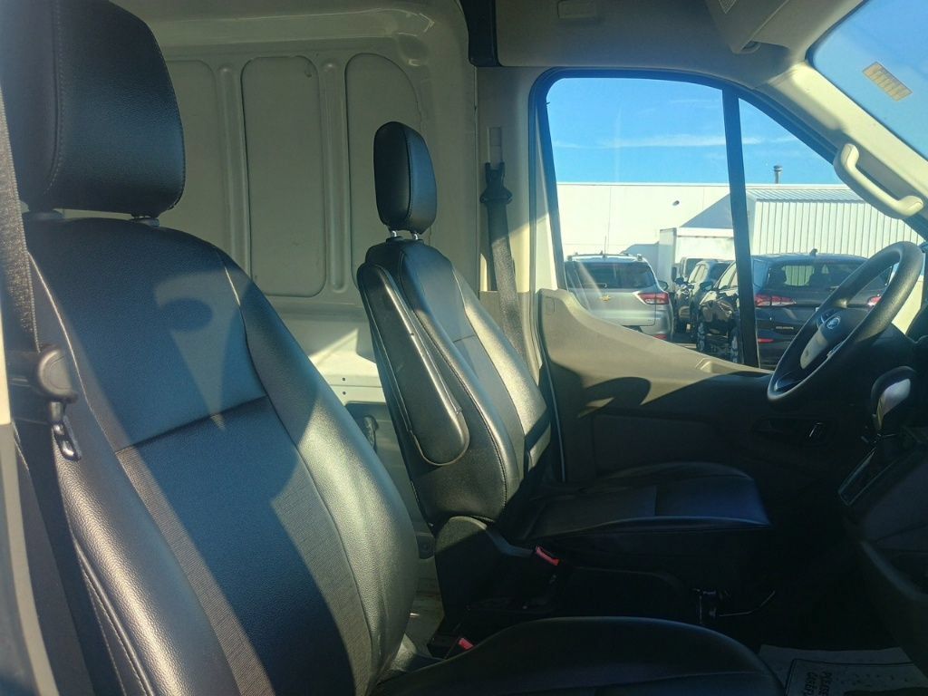 Used 2025 Ford Transit 250 148 High Roof Extended RWD image 19