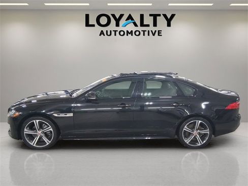 Used 2018 Jaguar XF R-Sport image 2