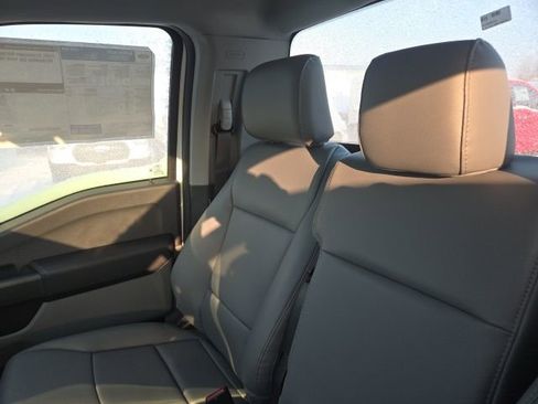 New 2026 Ford F550 4x4 Regular Cab Super Duty image 23