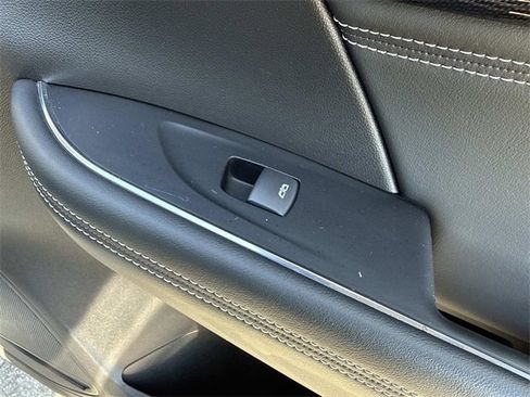 Certified 2023 Buick Envision Essence image 17