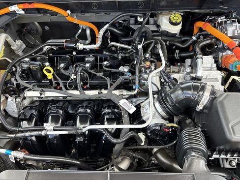 Used 2025 Ford Escape ST-Line Elite w/ Tech Pack #1 image 11