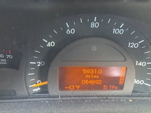 Used 2004 Mercedes-Benz C 320 4MATIC Sedan image 18