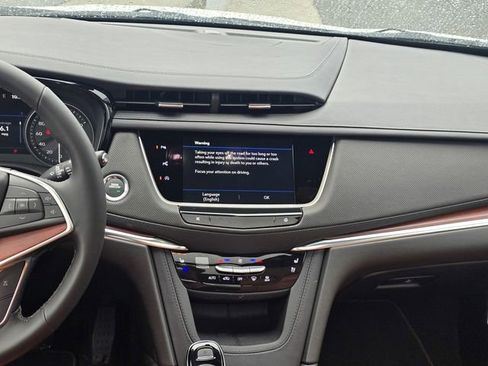 New 2026 Cadillac XT5 Premium Luxury w/ Driver Assist Package FWD image 17