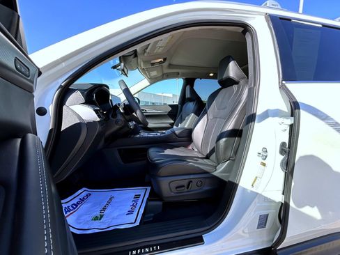 Used 2025 INFINITI QX60 Luxe w/ Vision Package AWD/4WD image 10