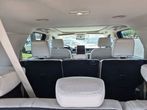 Certified 2023 Ford Expedition Max Platinum AWD/4WD image 15