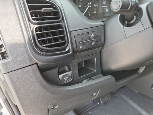 New 2026 RAM ProMaster 2500 w/ Convenience Group image 17