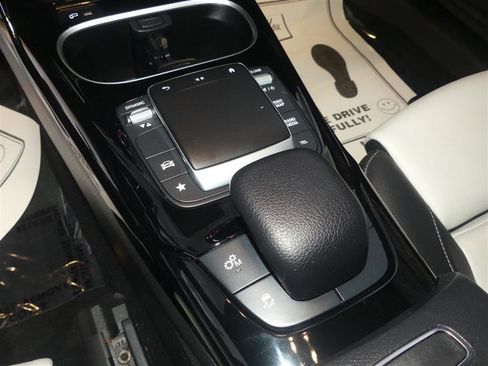 Used 2022 Mercedes-Benz CLA 35 AMG 4MATIC image 38