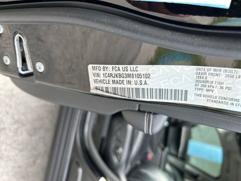 Used 2021 Jeep Grand Cherokee L Limited image 53