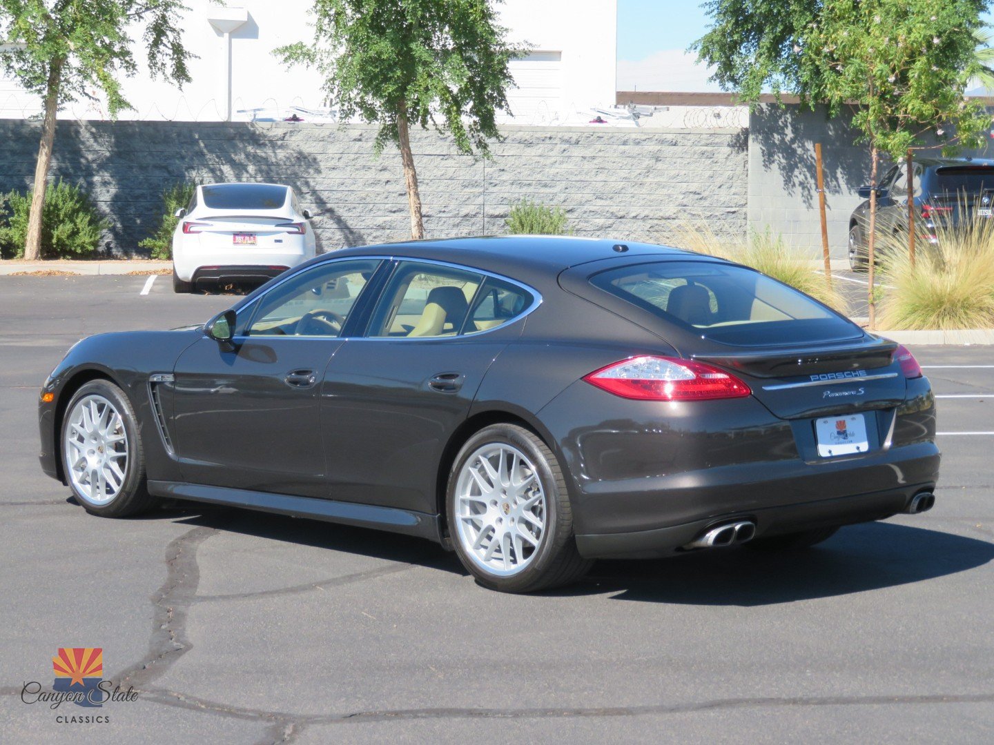 Used 2010 Porsche Panamera S RWD image 8