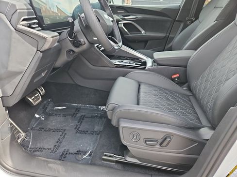 Used 2025 Audi SQ5 Premium Plus image 17