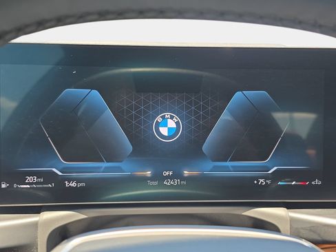 Used 2025 BMW 330i Sedan RWD image 18