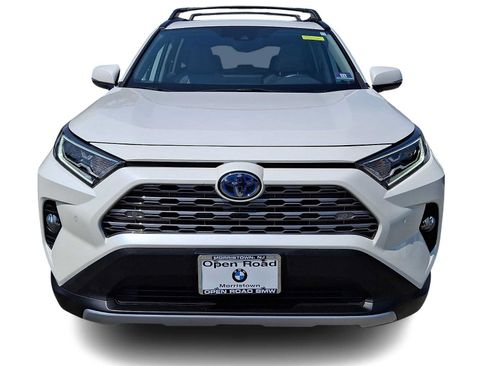 Used 2019 Toyota RAV4 Limited w/ Carpet Mat Package AWD/4WD image 2