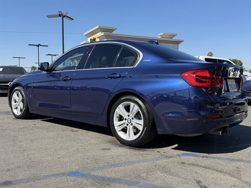 Used 2017 BMW 330e RWD image 3