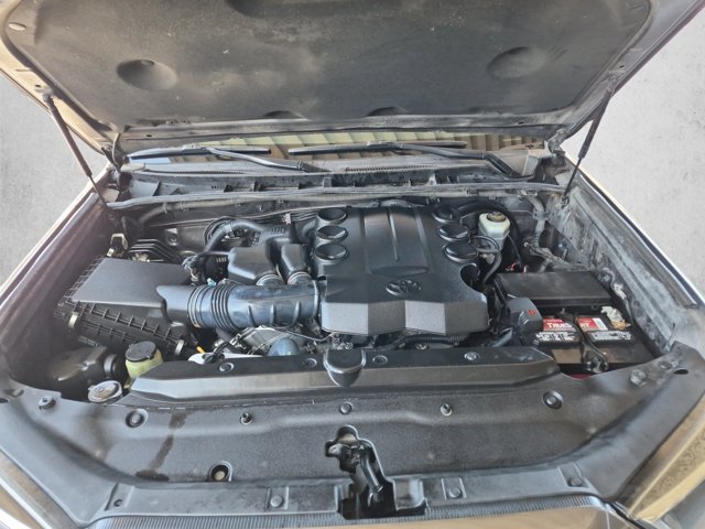 Used 2016 Toyota 4Runner SR5 RWD image 23