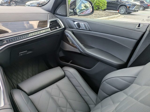 Used 2026 BMW X6 xDrive40i AWD/4WD image 17
