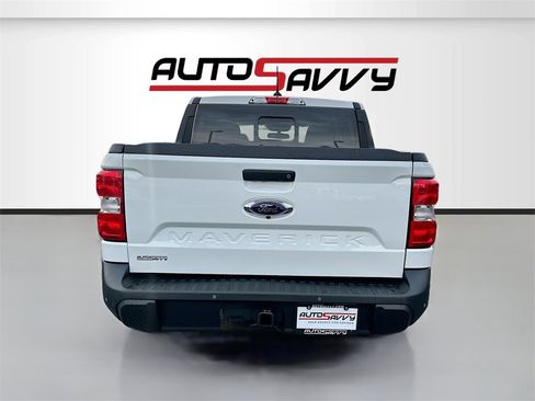 Used 2024 Ford Maverick Lariat image 6