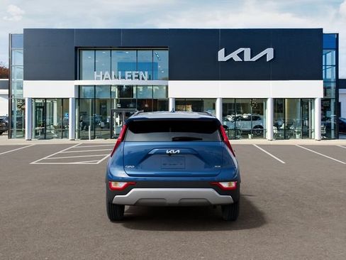 New 2026 Kia Niro EX FWD image 5
