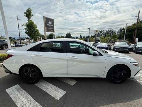 Certified 2026 Hyundai Elantra Sport FWD image 6