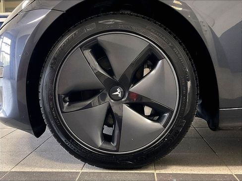 Used 2018 Tesla Model 3 Long Range AWD/4WD image 7