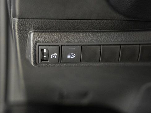 Used 2023 Toyota Corolla SE FWD image 36