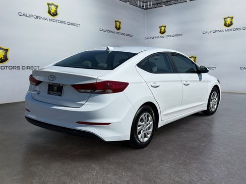 Used 2017 Hyundai Elantra SE FWD image 5