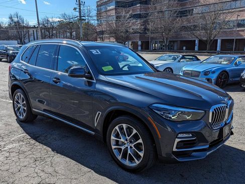 Used 2021 BMW X5 xDrive45e w/ Premium Package image 5