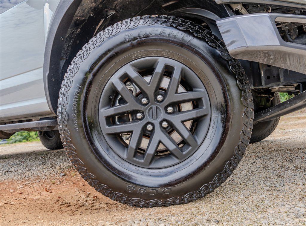 Used 2017 Ford F150 Raptor w/ Equipment Group 802A Luxury AWD/4WD image 13