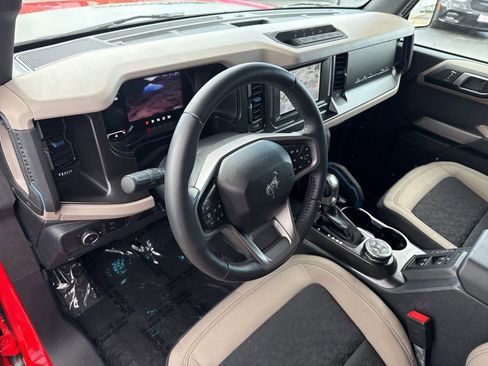 Used 2022 Ford Bronco Wildtrak AWD/4WD image 7
