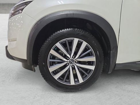 Used 2022 Nissan Pathfinder Platinum w/ Cargo Package FWD image 23