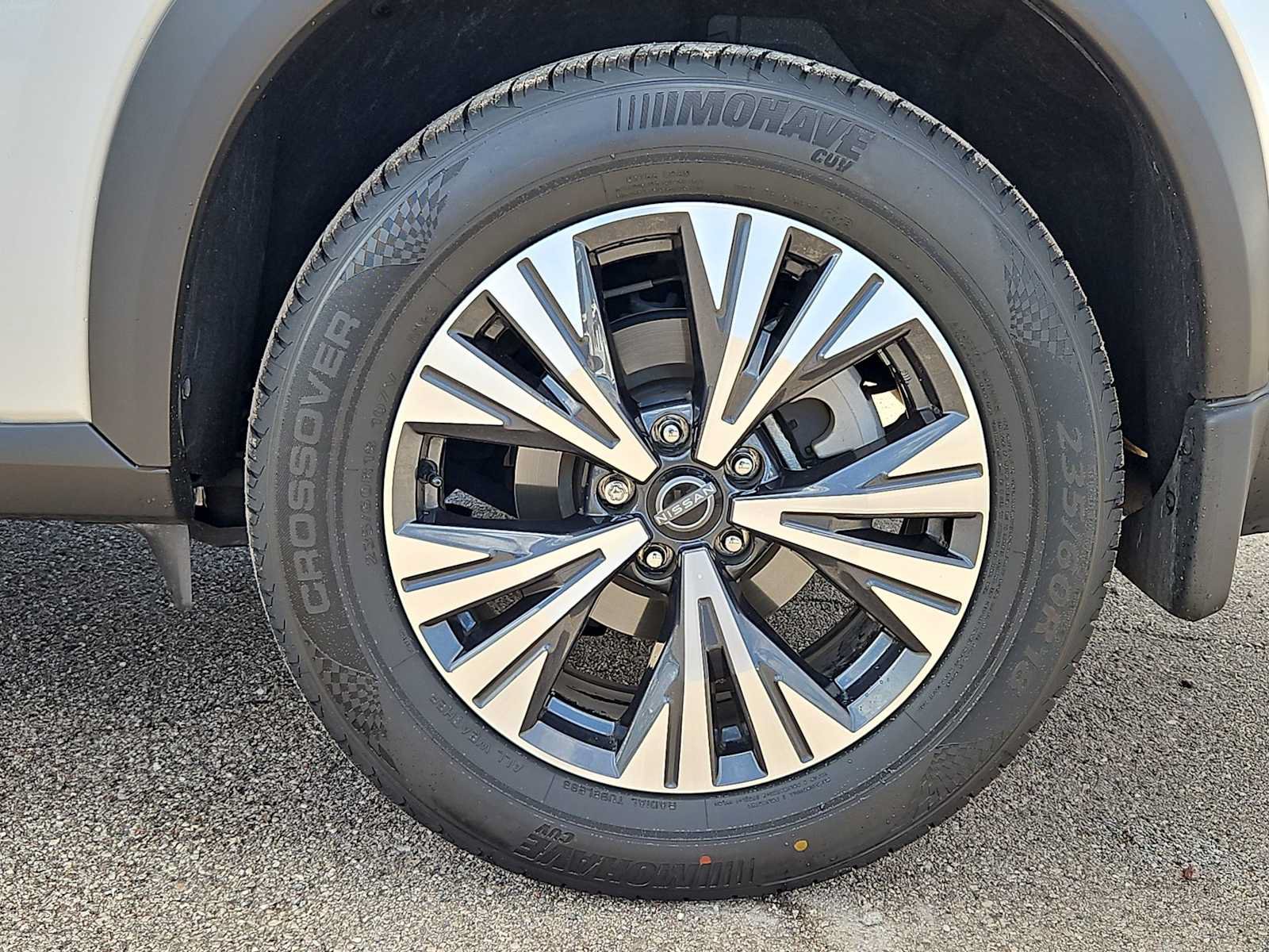 Used 2023 Nissan Rogue SV w/ SV Premium B Package FWD image 13