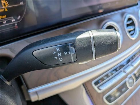 Used 2019 Mercedes-Benz E 300 image 15