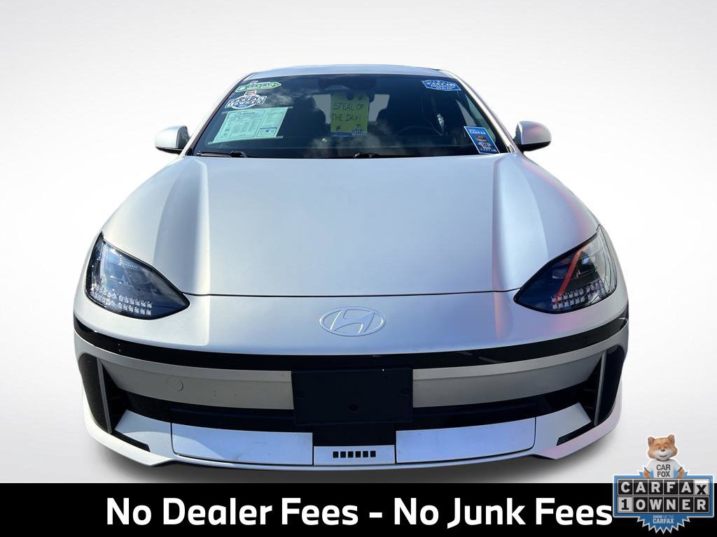 Used 2024 Hyundai Ioniq 6 Limited RWD image 2