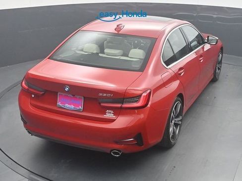 Used 2021 BMW 330i Sedan w/ Premium Package RWD image 25