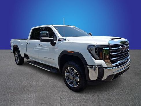 Used 2025 GMC Sierra 2500 SLT w/ SLT Premium Package AWD/4WD image 3
