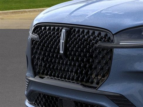 New 2026 Lincoln Aviator Black Label w/ Black Label Special Edition AWD/4WD image 39
