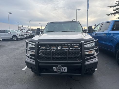 Used 2006 Chevrolet Silverado 2500 LT w/ Heavy-Duty Power Package image 2