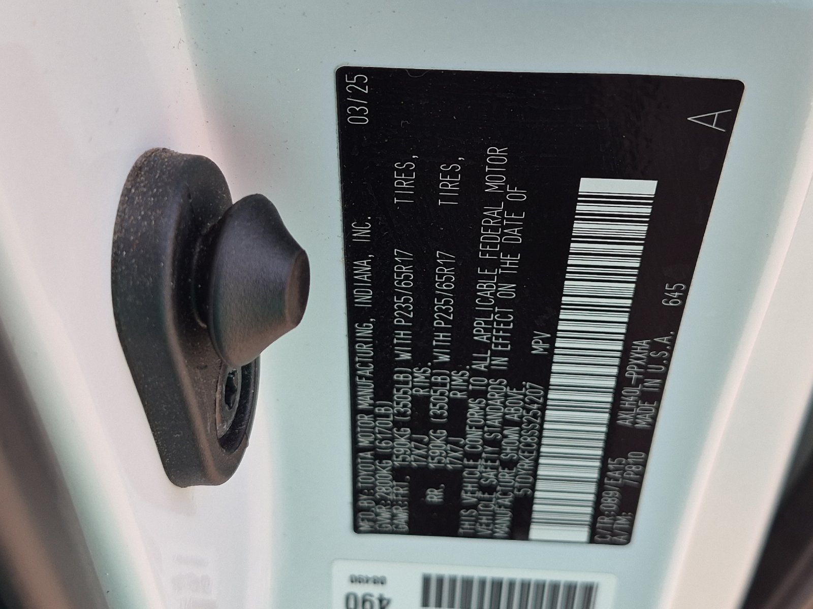 Used 2025 Toyota Sienna XLE FWD image 28