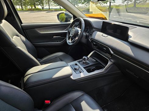 Used 2025 MAZDA CX-90 3.3 Turbo w/ Preferred Package AWD/4WD image 11