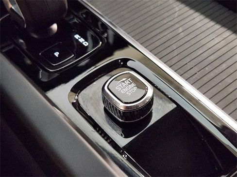 Used 2024 Volvo S60 B5 Core image 21