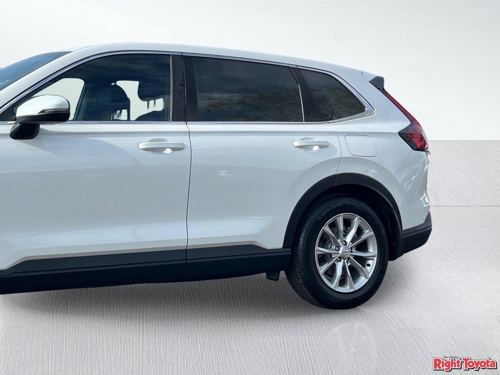 Used 2024 Honda CR-V EX-L image 9
