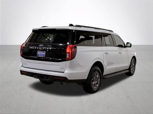 Used 2025 Ford Expedition Max Active AWD/4WD image 11