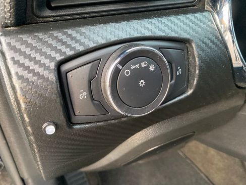 Used 2016 Ford Mustang Coupe image 30