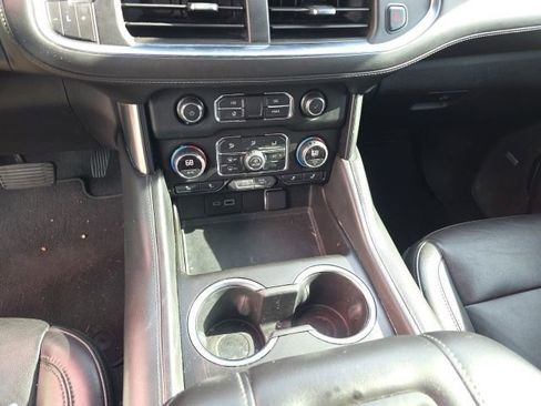 Used 2021 Chevrolet Tahoe LT AWD/4WD image 19